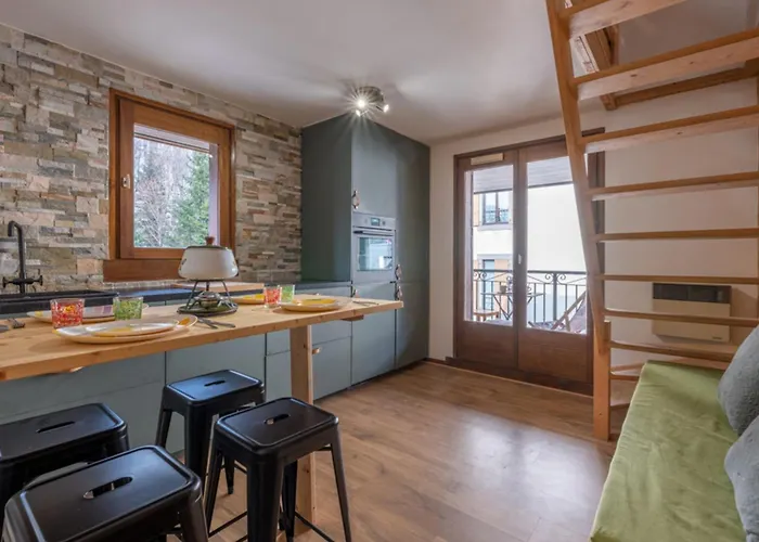 A Lovely Flat Right In The Centre Of * Chamonix