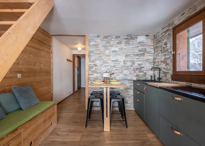 A Lovely Flat Right In The Centre Of * Chamonix