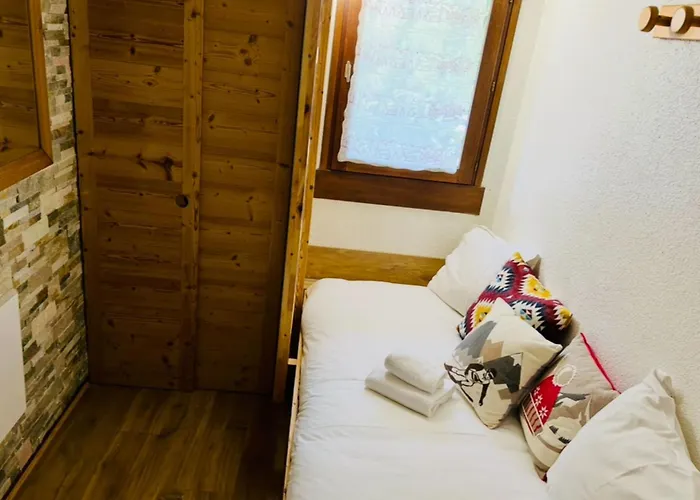 A Lovely Flat Right In The Centre Of *